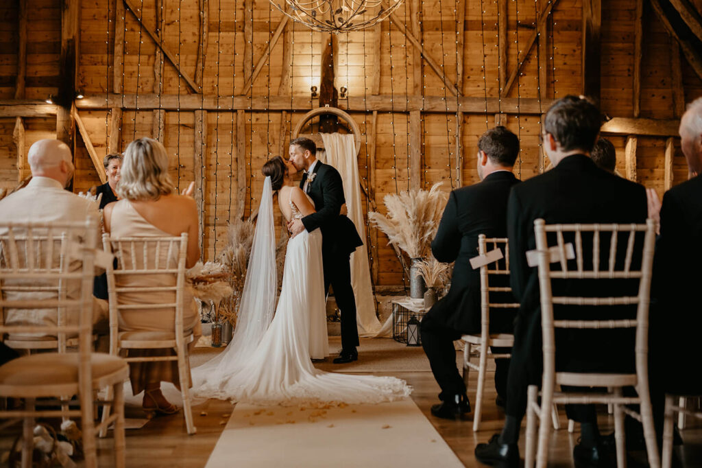 Odo's Barn Wedding Photographer. Megan Donati Photography