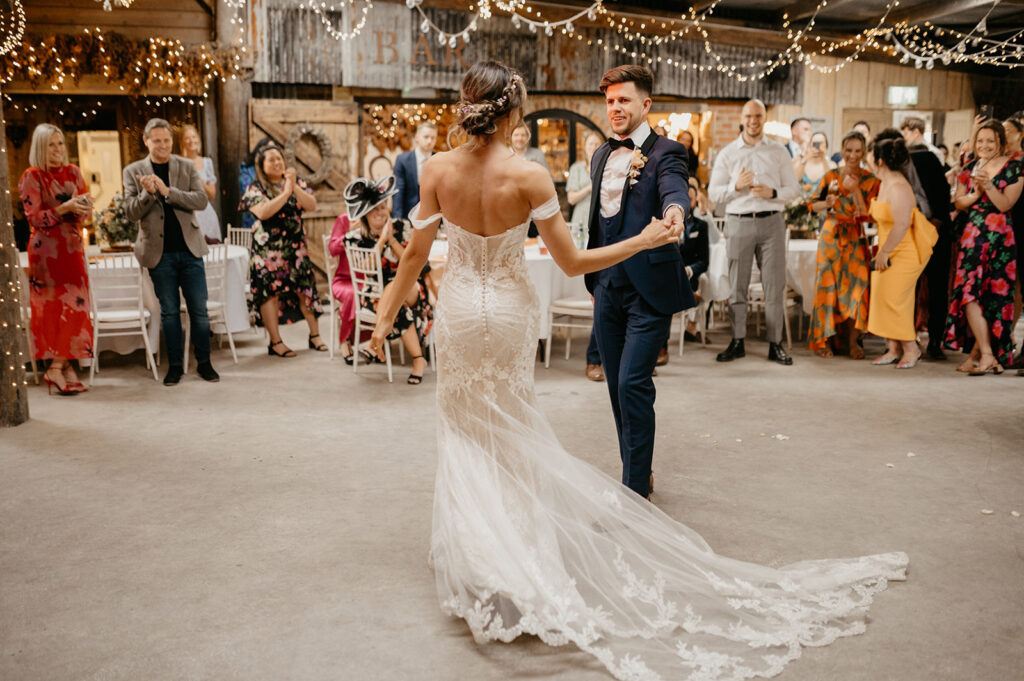 First dance at Oak Tree Barn. Megan Donati Photography