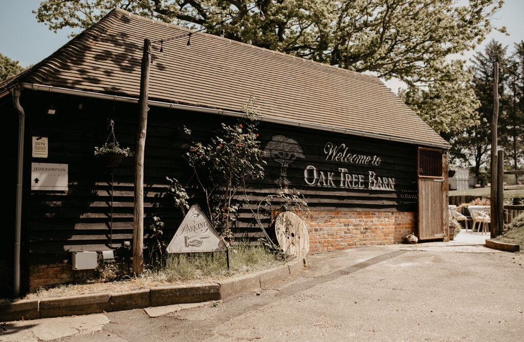 Oak Tree Barn wedding venue in Kent