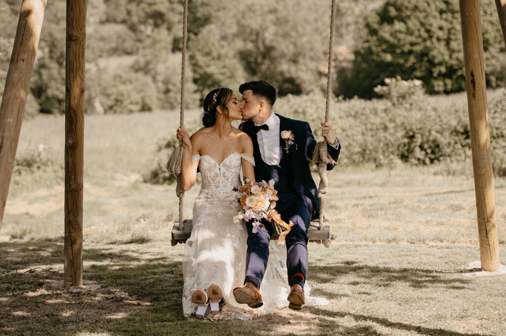 Swing photo at Oak Tree Barn in Kent
