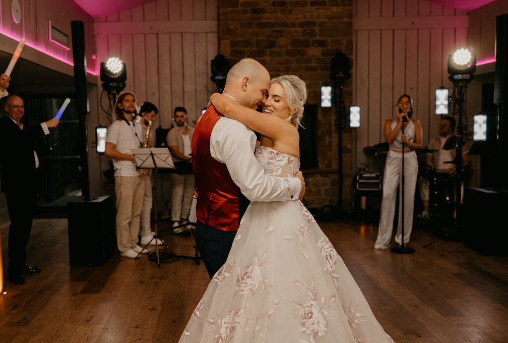 First dance wedding photography at Primrose Hill Farm